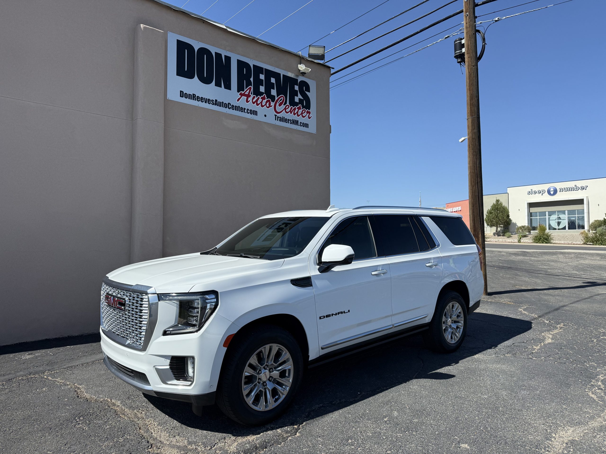 2024 GMC Yukon Denali's photo